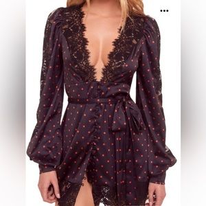 Brand New never worn size M For Love & Lemon Vintage Black and Red robe!!